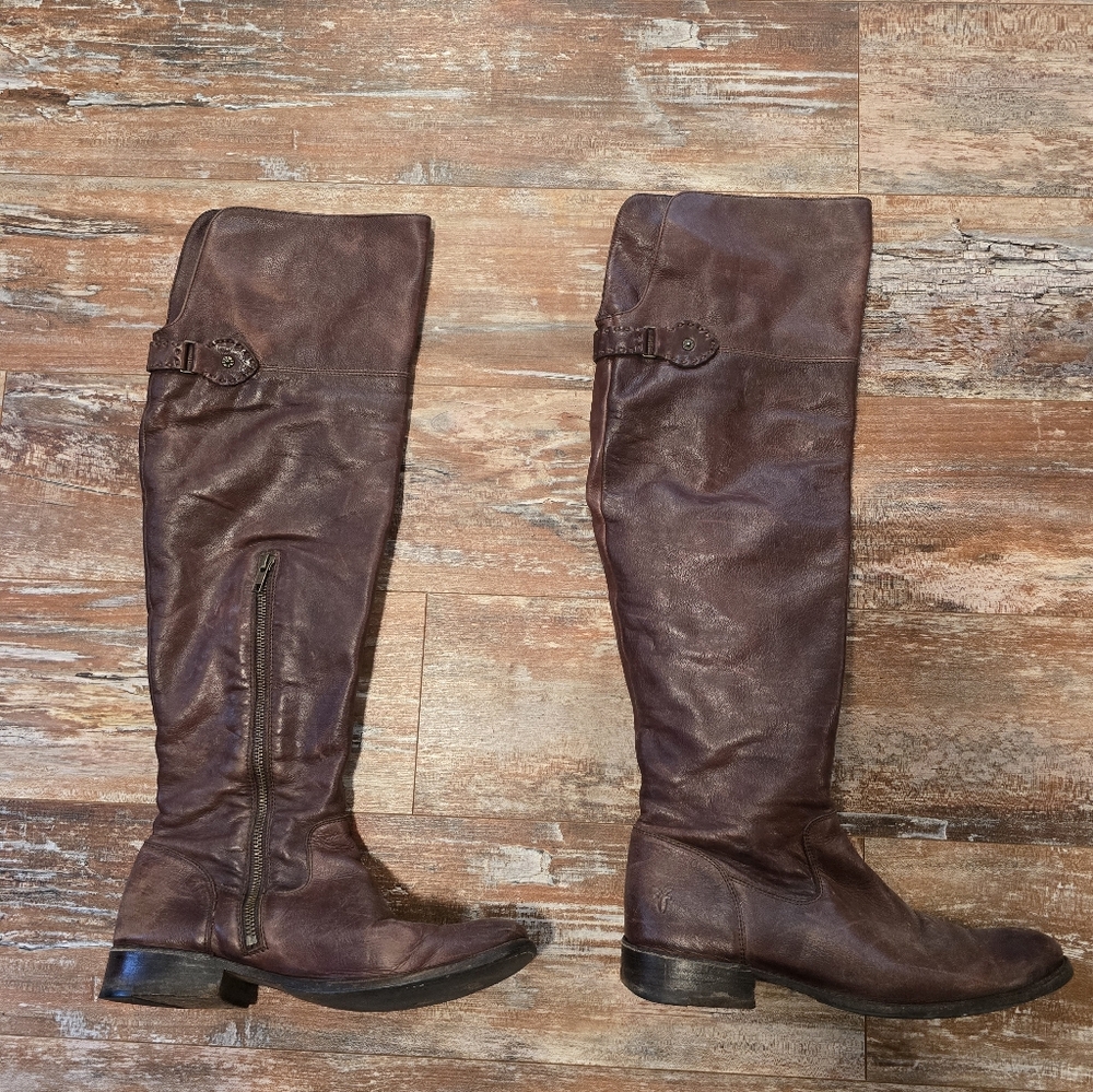 Brown Knee-High Leather Boots - Picture 6 of 8